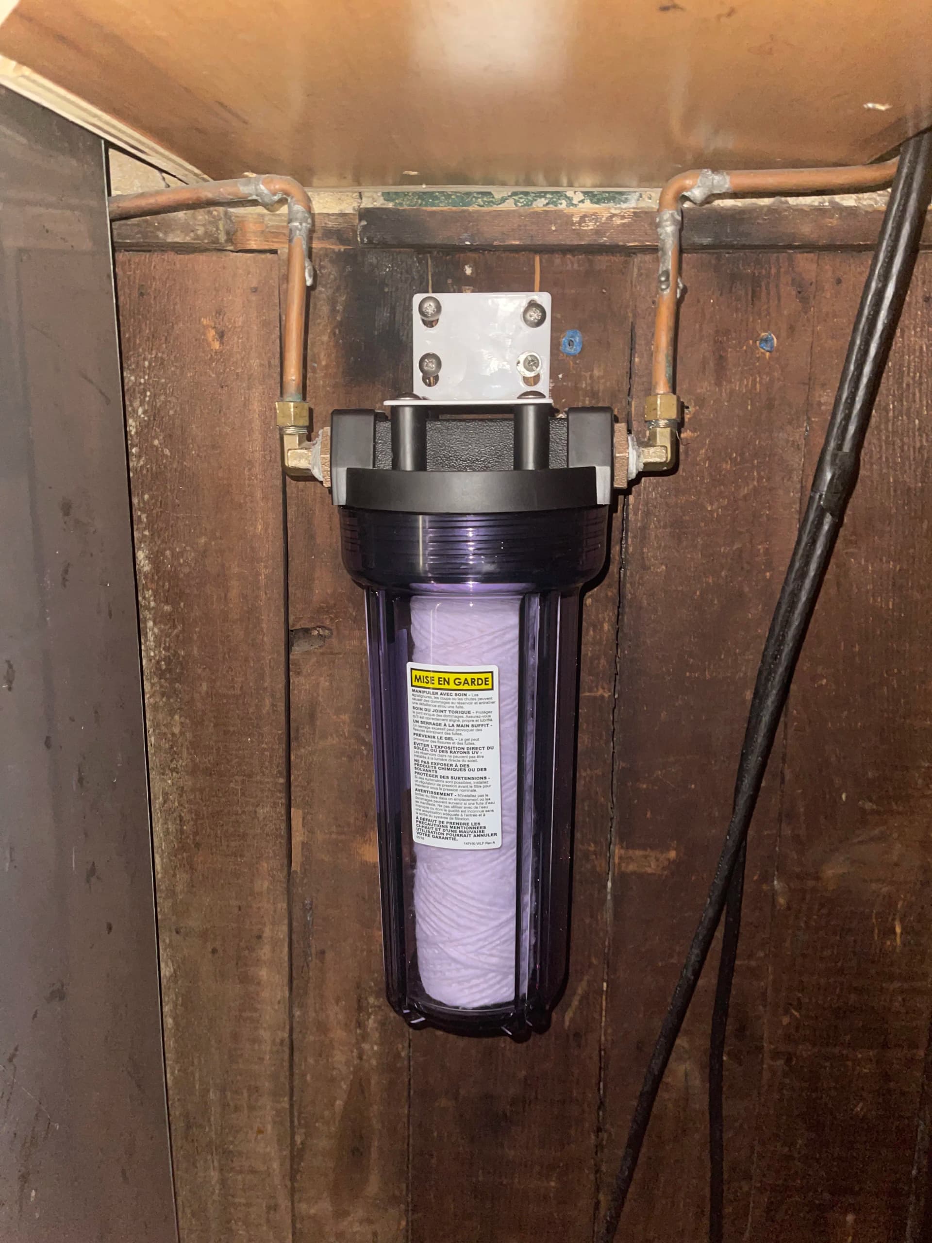 Gallery photos for Emergency Water Filter Replacement Keeps a Bar Up and Running: Image #4
