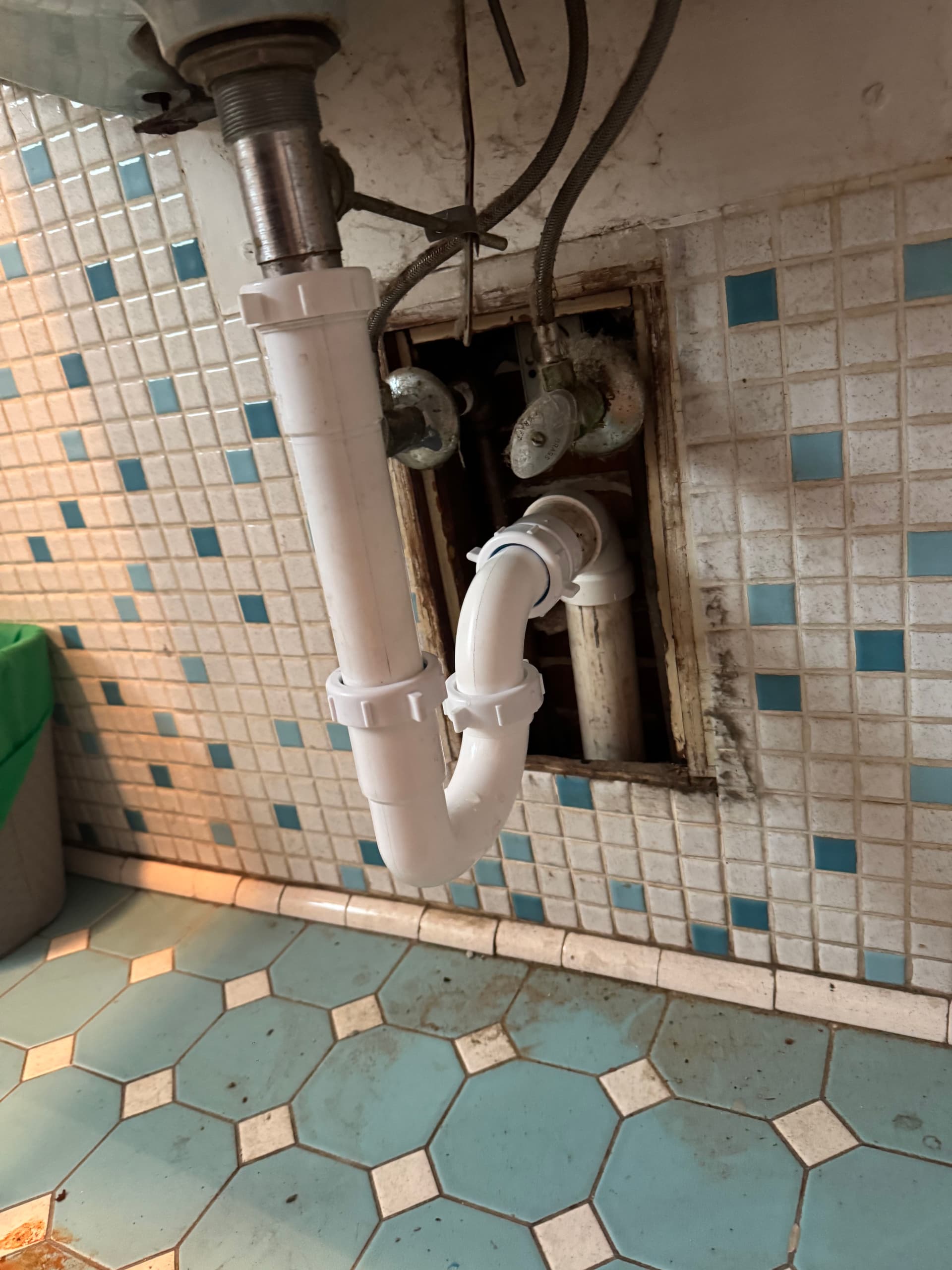 Gallery photos for Old Galvanized Drain Lines Replaced with PVC in Staten Island: Image #5