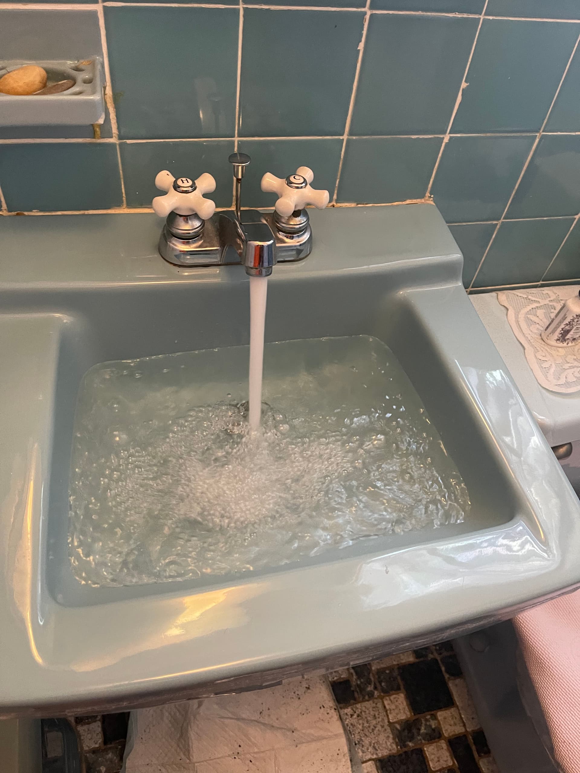 Gallery photos for Leaking Bathroom Sink Trap Replaced on Staten Island: Image #4